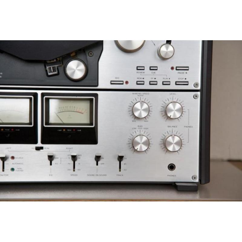 Philips N 4520 bandrecorder, tapedeck.
