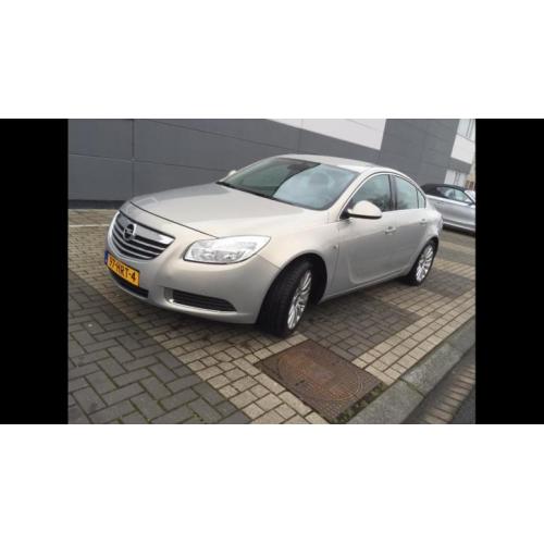 Opel Insignia 2.0 Cdti 96KW 4-DRS 2009 Beige