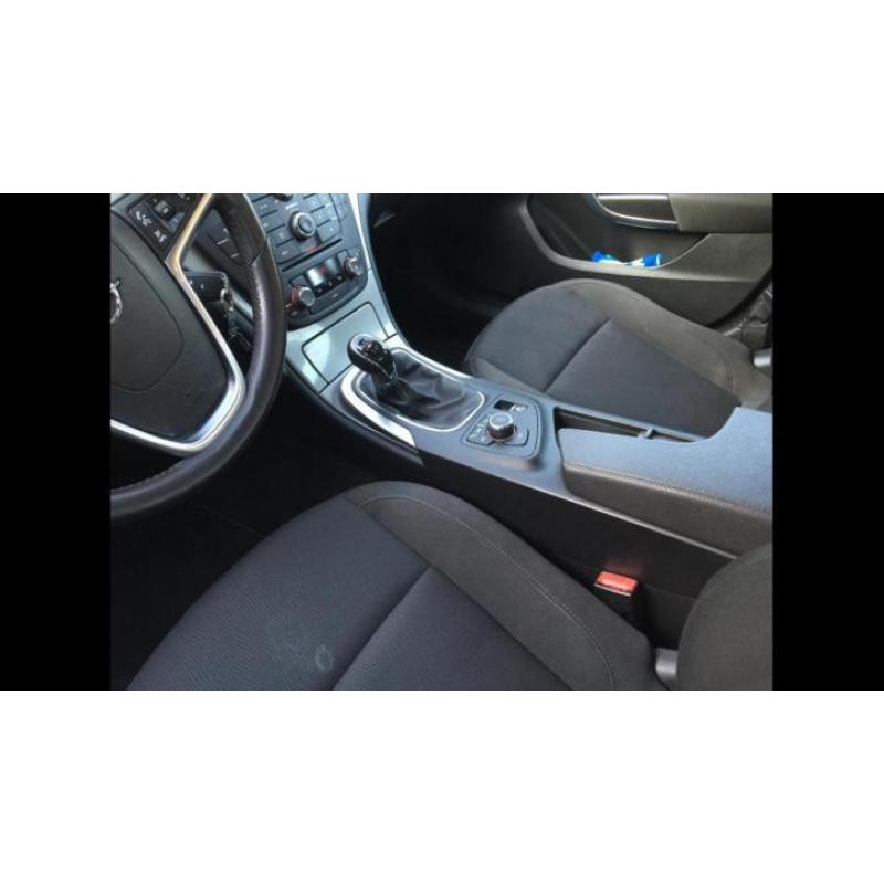 Opel Insignia 2.0 Cdti 96KW 4-DRS 2009 Beige