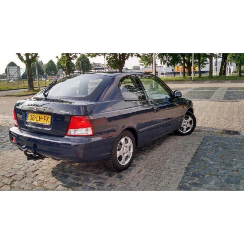 Hyundai Accent 1.3 I 3DR 2004 Blauw