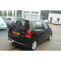 Daihatsu YRV 1.3-16V S