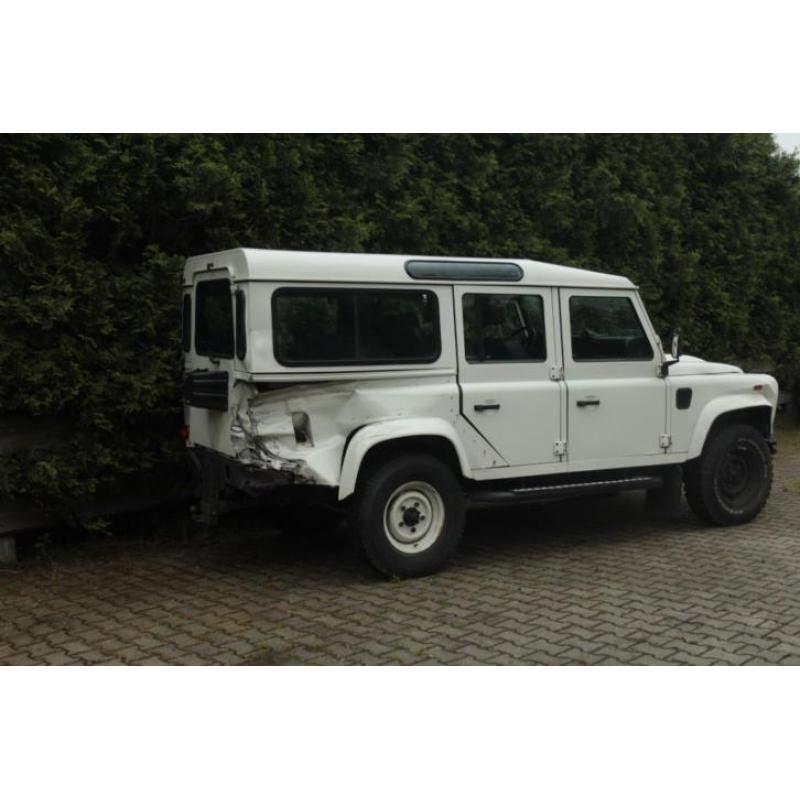 LAND ROVER DEFENDER PUMA 2008 SCHADE 219.000 km €12500,--!!!
