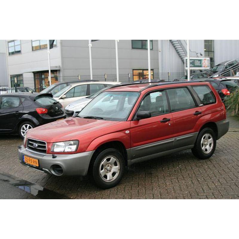 Subaru Forester 2.0 AWD! AIRCO! 152.000KM! BJ 2005!