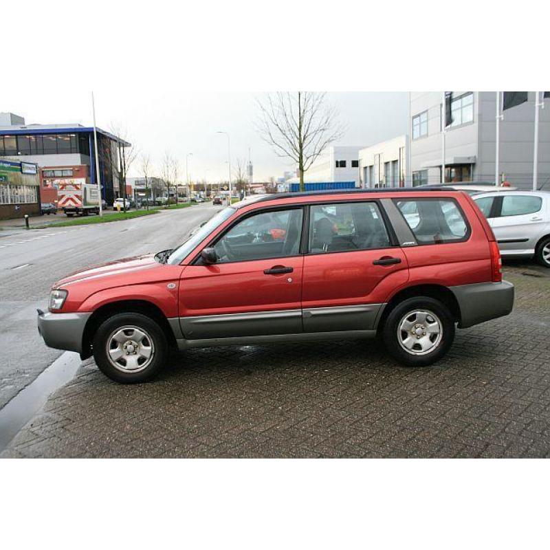 Subaru Forester 2.0 AWD! AIRCO! 152.000KM! BJ 2005!