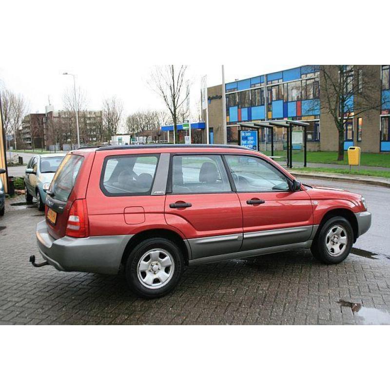 Subaru Forester 2.0 AWD! AIRCO! 152.000KM! BJ 2005!