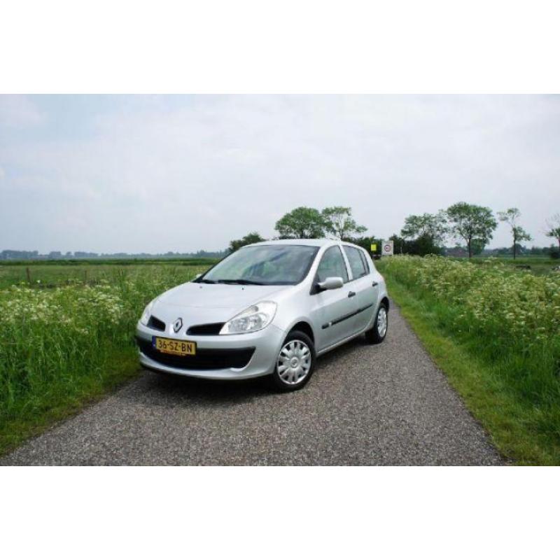 Renault Clio 1.4 16V 5 Deurs 5Deurs *1e Eigenaar* (bj 2006)