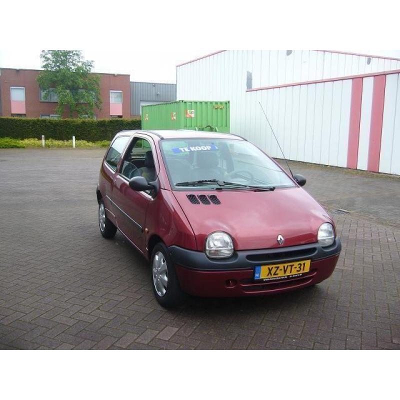 Renault Twingo 1.2 COMFORT ZEER MOOI + NIEUWE APK!