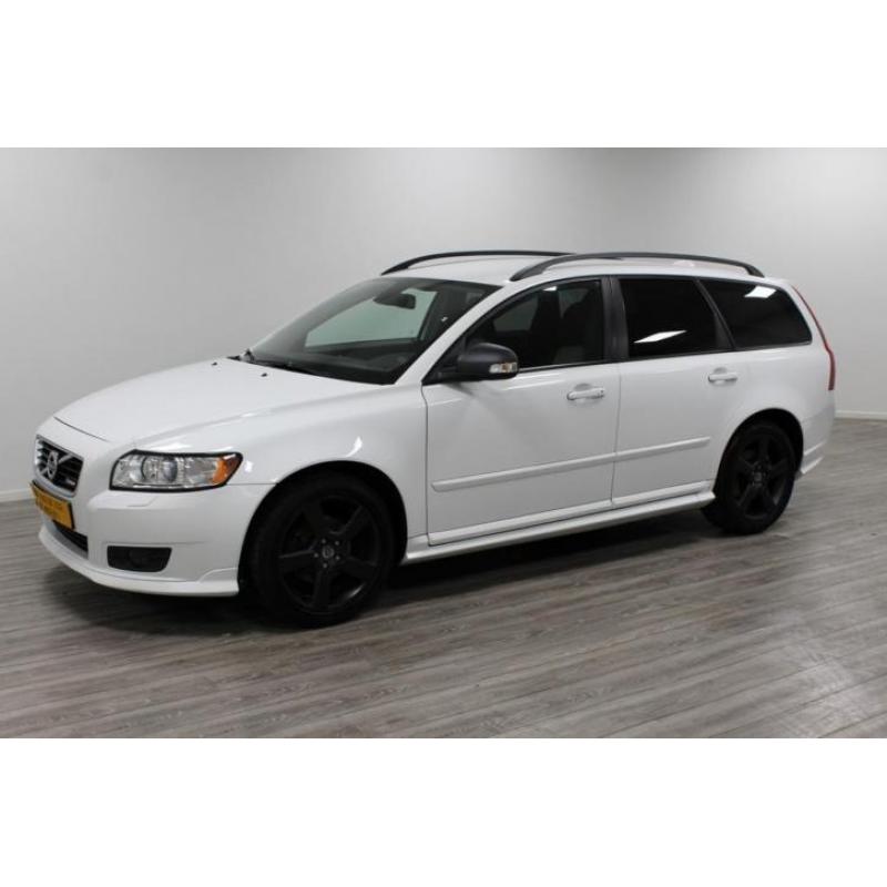 Volvo v50 d2 r-design pro ed. leer clima navi v.a 139,- pm.