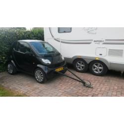 MCC Smart 0.6 33KW 2002 Zwart MET TREKSTANG (ACHTER CAMPER)
