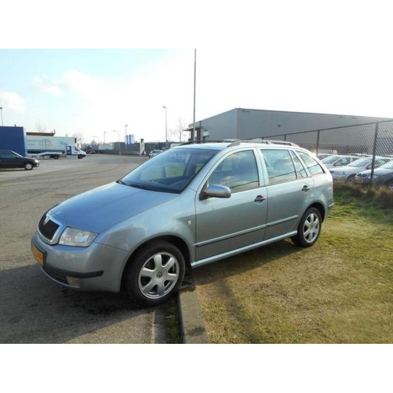 Skoda Fabia 2.0 Elegance - Zéér nette auto - APK t/m 01-2017