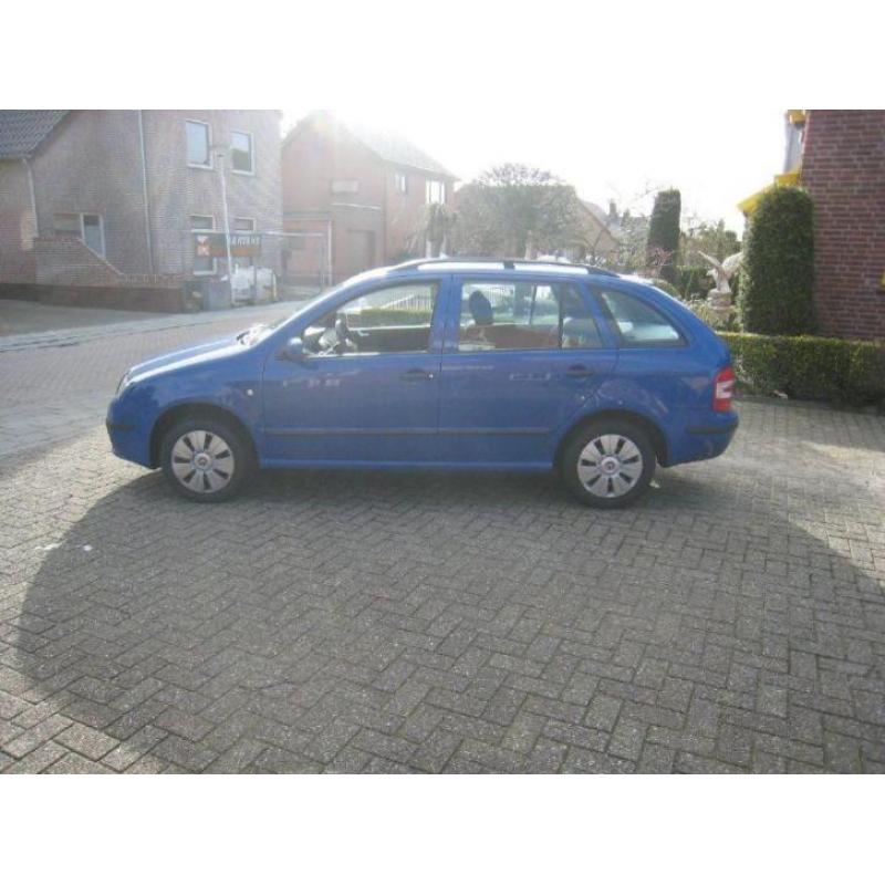 Skoda Fabia 1.4-16V Elegance (bj 2006)