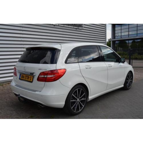 Mercedes-Benz B-Klasse 180 AMBITION nieuw staat! nederlands