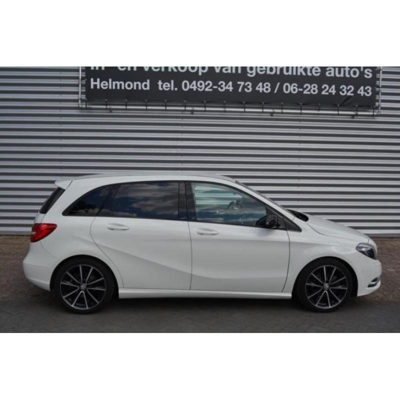 Mercedes-Benz B-Klasse 180 AMBITION nieuw staat! nederlands