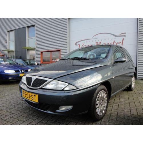 Lancia Ypsilon 1.2 LS 3deurs (bj 2002)