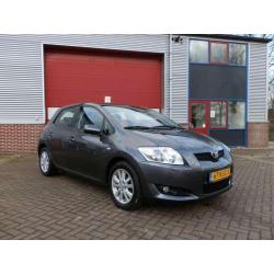 Toyota Auris 2.0 D-4D Exec. Bns VOL OPTIES