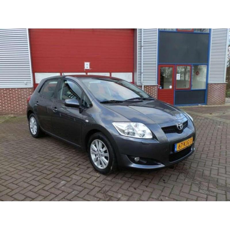 Toyota Auris 2.0 D-4D Exec. Bns VOL OPTIES