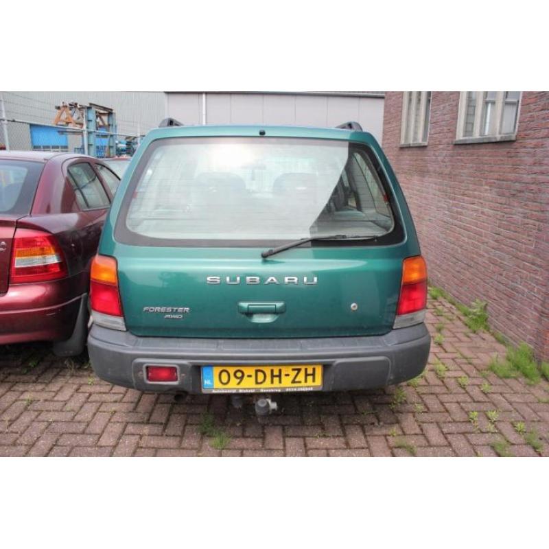 Subaru Forester 2.0 1999 Groen