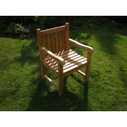 Teak tuinbank 30% korting ! Bv.130 cm € 119 ! Zondags open