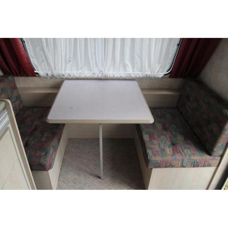 Caravelair Bamba 330 AKTIEPRIJS € 2950,- Ook zondags open
