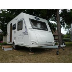 Caravelair Antares 400 - NIEUW - model 2016 - Vast bed dwars