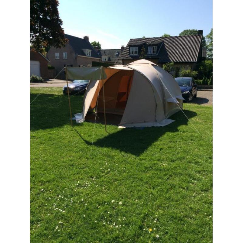 Karsten oppompbare tent 300 beige met luifels