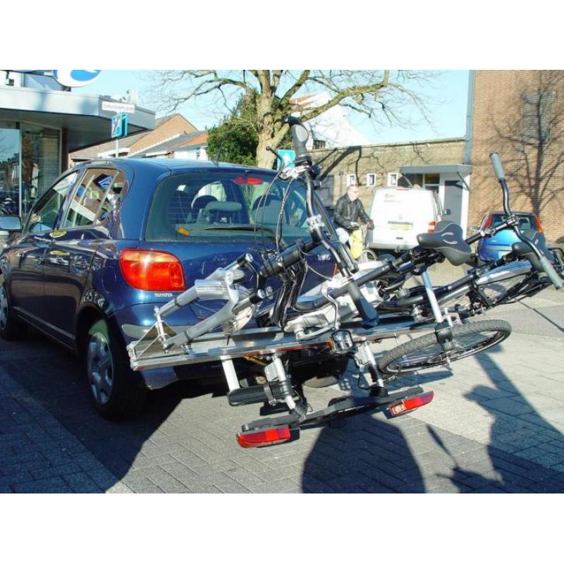 * > Lekker! Samen weg op de tandem! € 2250 met tandemdrager!
