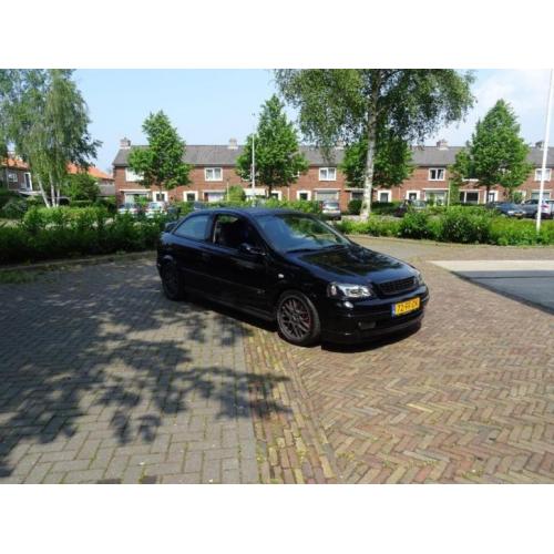 Opel Astra 2.0 I 16V OPC 2000 Zwart