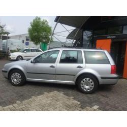 Volkswagen Golf 1.6-16V AC TREKH COMPL DEALER ONDERHOUDEN