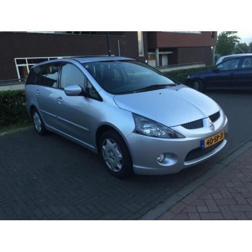Mitsubishi Grandis 2.4 Mivec 7 2006 Grijs