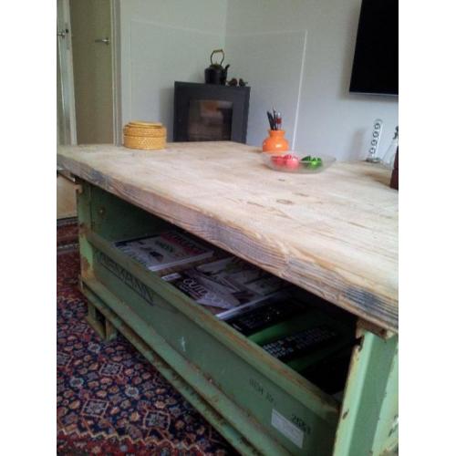 Salon tafel, Stapelbak, Industrie, Industrieel, Fabrieks,