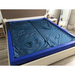 Twee watermatrassen softside met verwarming.