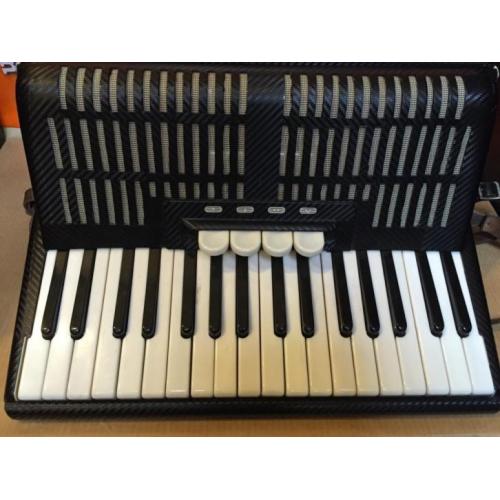 Weltmeister 48bass accordeon