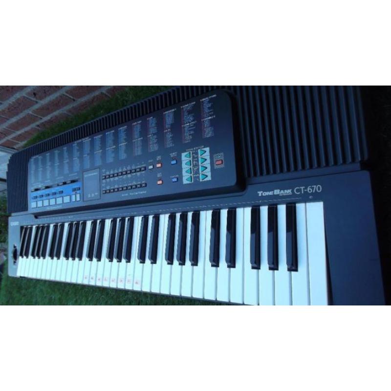 Casio tonebank ct-670 keyboard