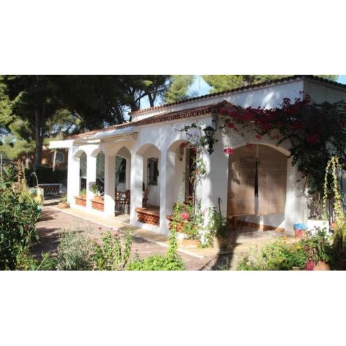 Beach villa in Moraira te koop (Costa Blanca, Spanje)