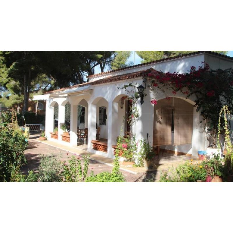 Beach villa in Moraira te koop (Costa Blanca, Spanje)