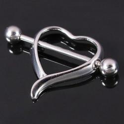 Hartvormige tepelpiercing