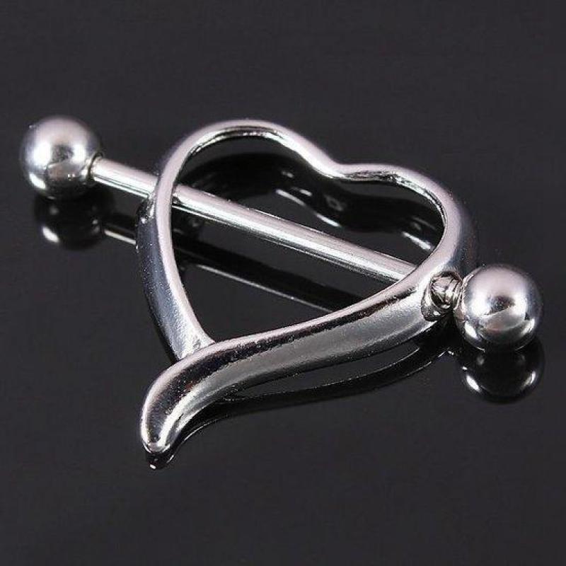 Hartvormige tepelpiercing