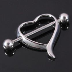 Hartvormige tepelpiercing