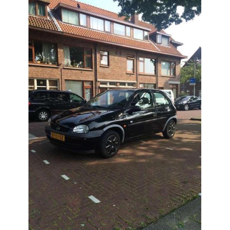 Opel Corsa 1.2i-16V Eco NETTE AUTO 1 JAAR APK NAP