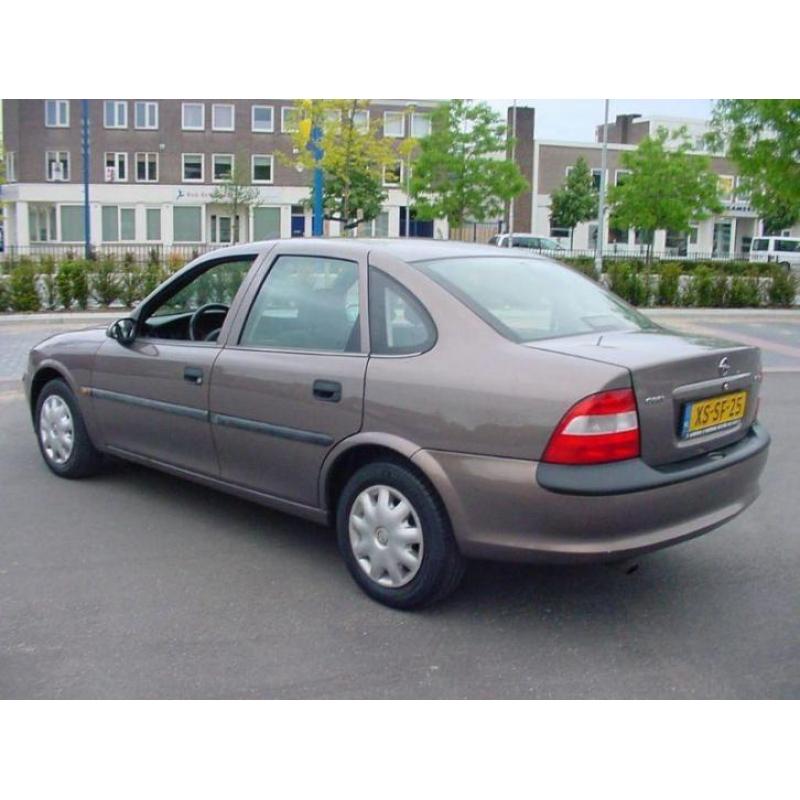 Opel Vectra 1.6 gl (bj 1999)