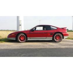 Pontiac Fiero 2.8 GT AUT K6 1987 Rood