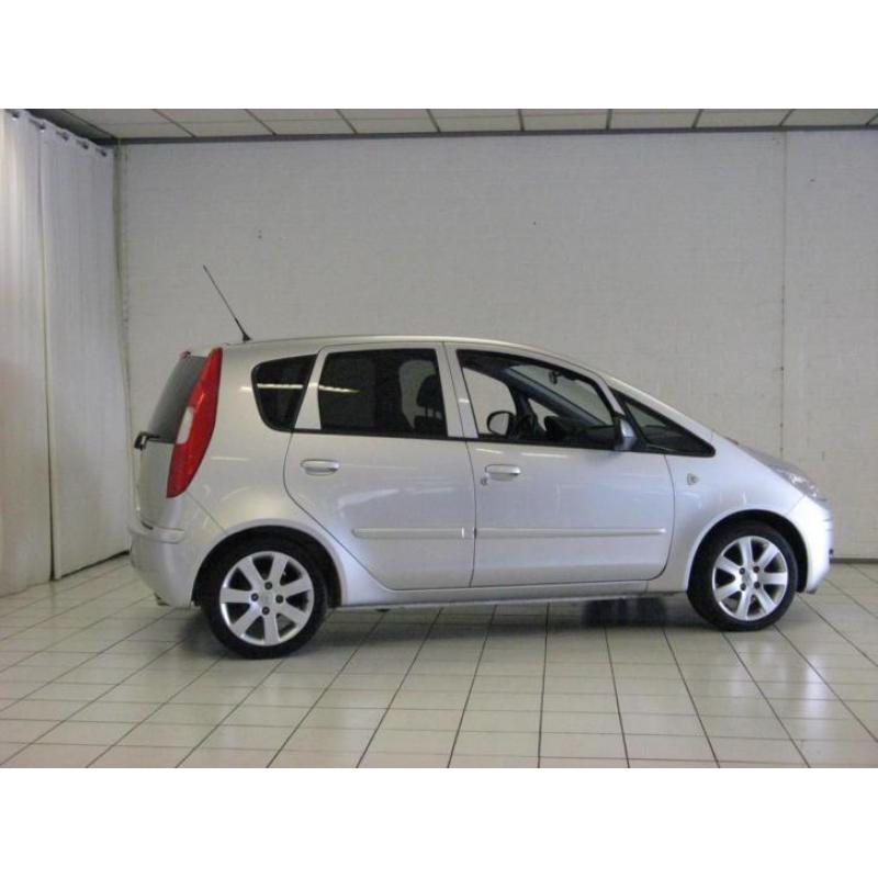 Mitsubishi Colt 1.3I MOTION 5 DEURS AIRCO (bj 2006)
