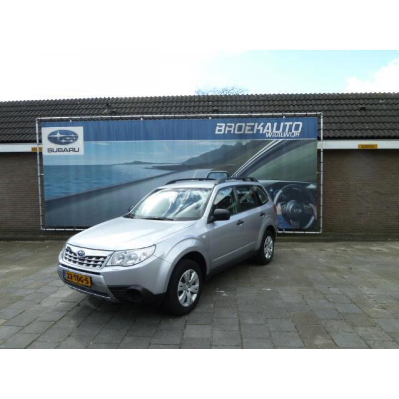 Subaru Forester 2.0i Comfort automaat.