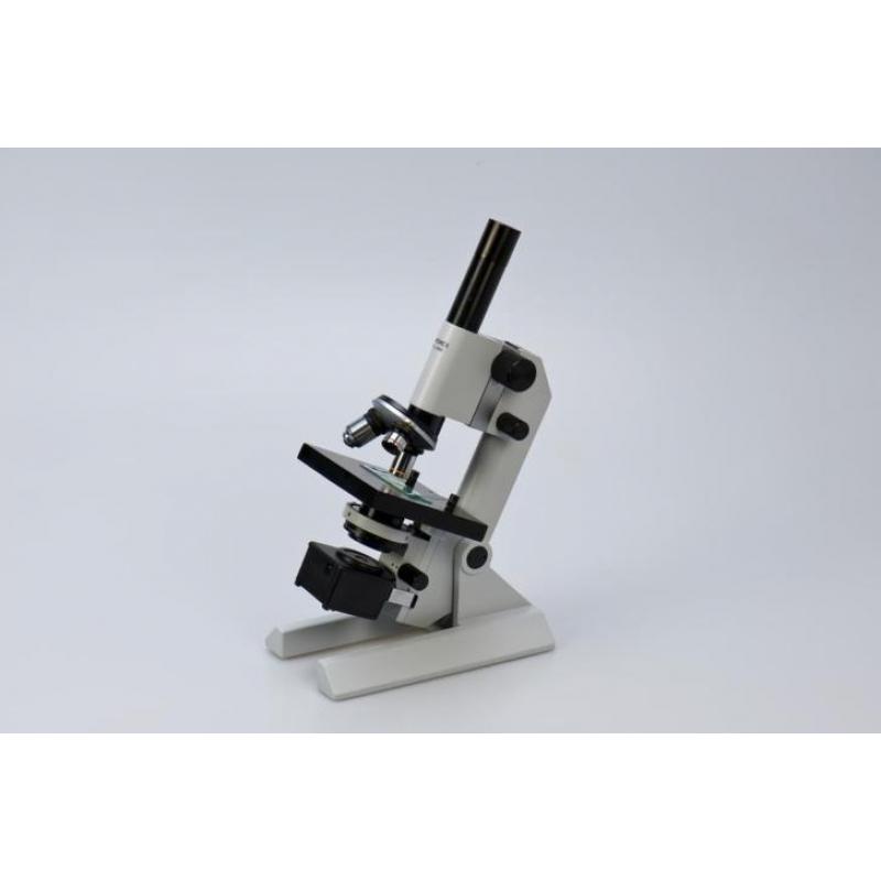 Wat is de beste microscoop voor onderzoek koi ziekten