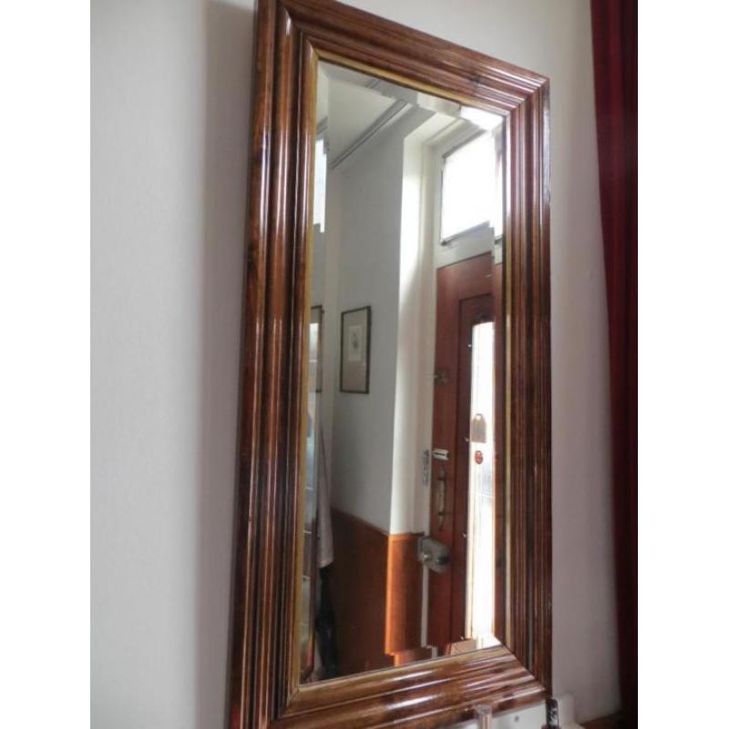 Te koop mooie spiegel met facetrand