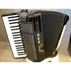 Bijna nieuwe Hohner Morino 96 bas + SALE bij Toon Sileon!