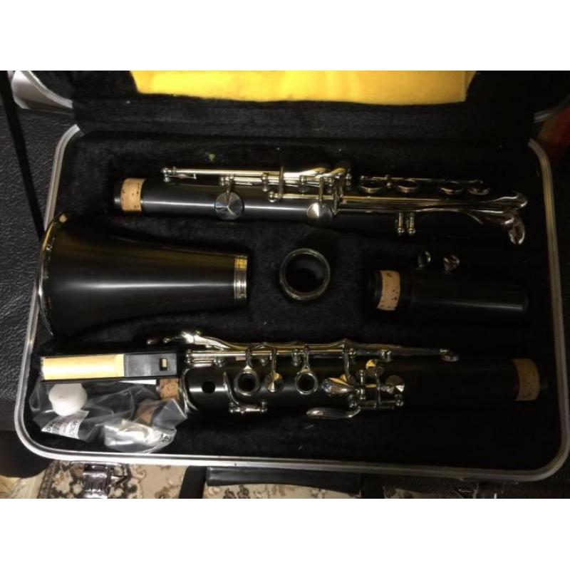 mooie klarinet in koffer