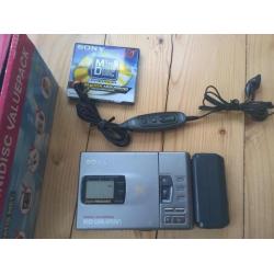 Sony Portable Minidisc Recorder MZ-R30 inclusief MD's