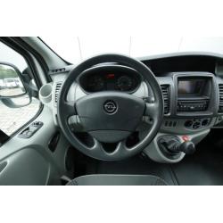 Opel Vivaro 2.5 CDTI L2H1 DC Airco Cruise Navi PDC €223pm