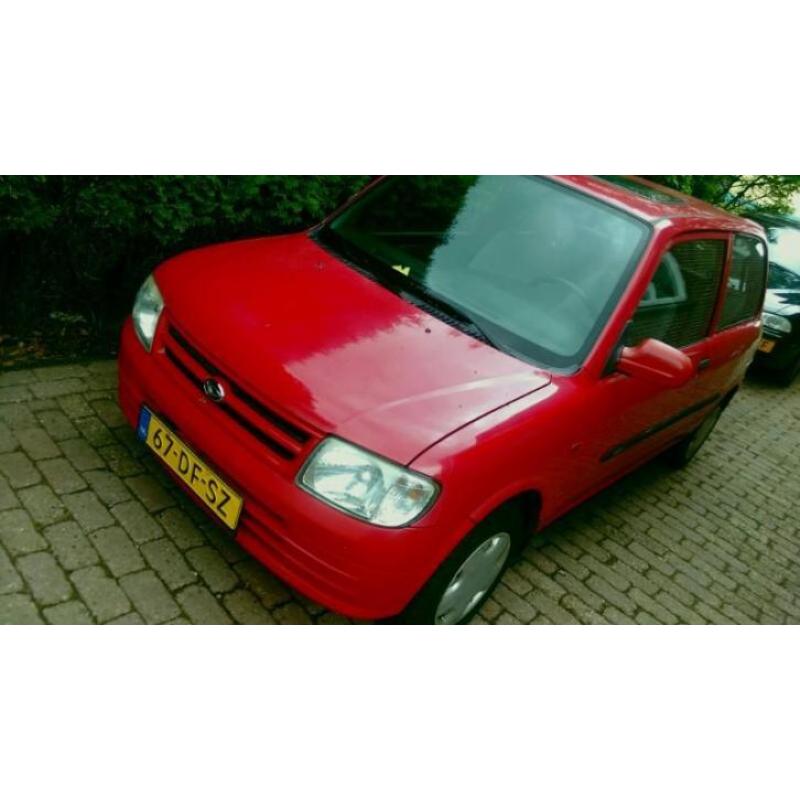 Daihatsu Cuore 1.0 1999 Rood